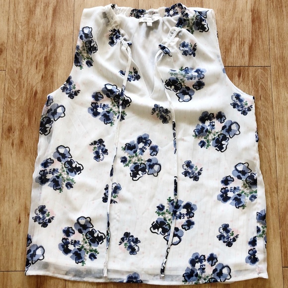 Skies Are Blue Tops - Skies are Blue Floral Blouse